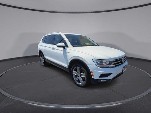 Pure White 2020 Volkswagen Tiguan 2.0T SEL
