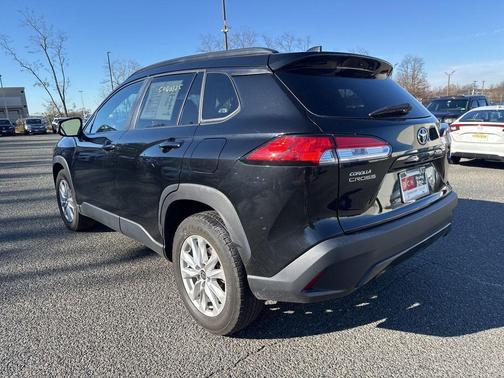 2023 Toyota Corolla Cross LE