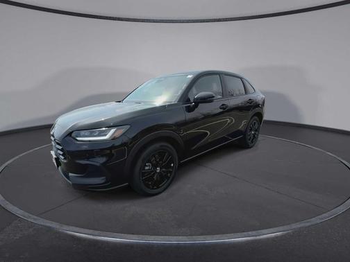 Crystal Black Pearl 2026 Honda HR-V AWD Sport