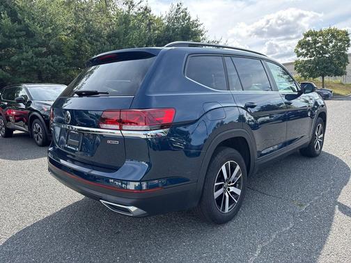 2022 Volkswagen Atlas 2.0T SE