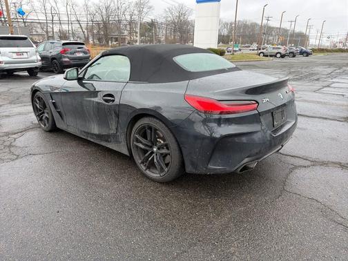 Black Sapphire Metallic 2022 BMW Z4 M40i