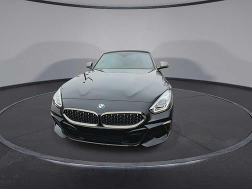 Black Sapphire Metallic 2022 BMW Z4 M40i