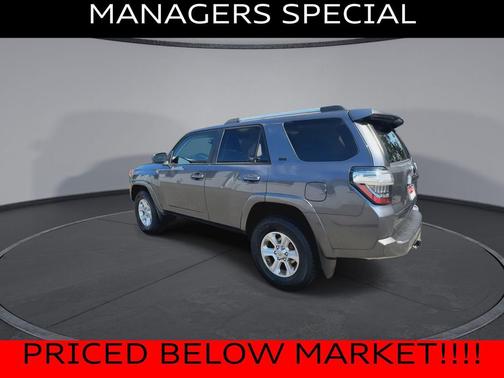 2022 Toyota 4Runner SR5