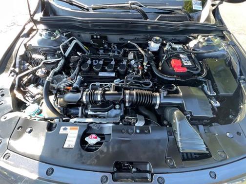 2018 Honda Accord Touring for sale in Eatontown, NJ - image 20