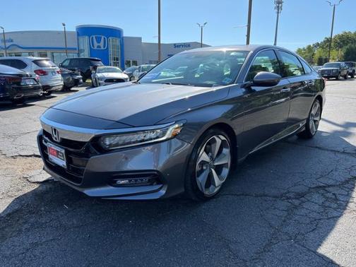 2018 Honda Accord Touring for sale in Eatontown, NJ - image 4