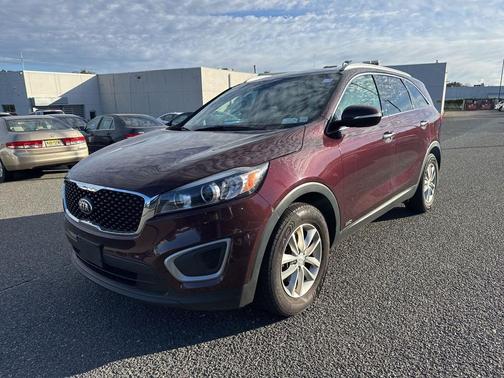 2017 Kia Sorento LX