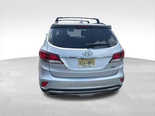 2017 Hyundai SANTA FE SE Ultimate