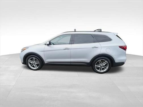 2017 Hyundai SANTA FE SE Ultimate