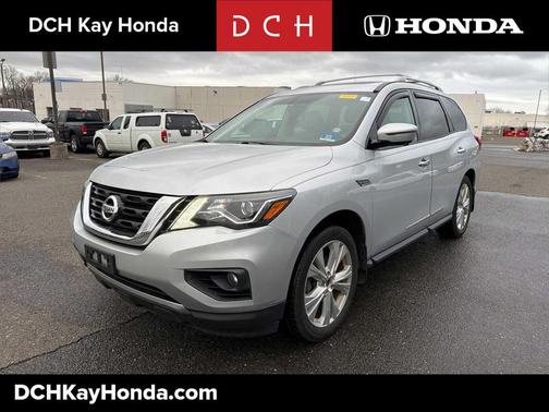 2018 Nissan Pathfinder SL