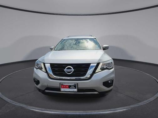 2018 Nissan Pathfinder SL