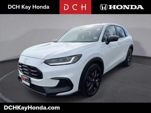 Platinum White Pearl 2023 Honda HR-V AWD Sport