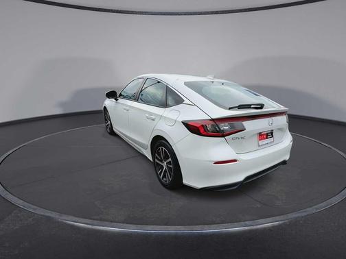 Platinum White Pearl 2023 Honda Civic LX