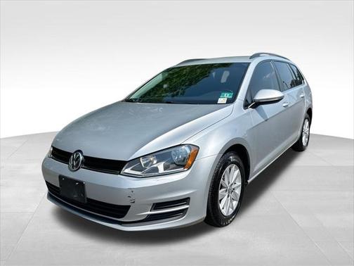 2015 Volkswagen Golf SportWagen TDI S 4-Door