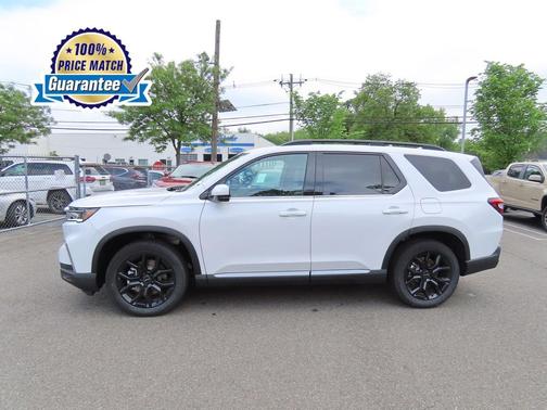 2025 Honda Pilot Touring 8-Passenger