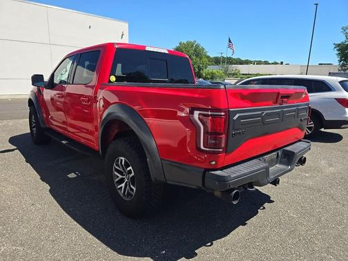 Race Red 2018 Ford F-150 Raptor