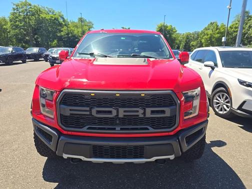 Race Red 2018 Ford F-150 Raptor