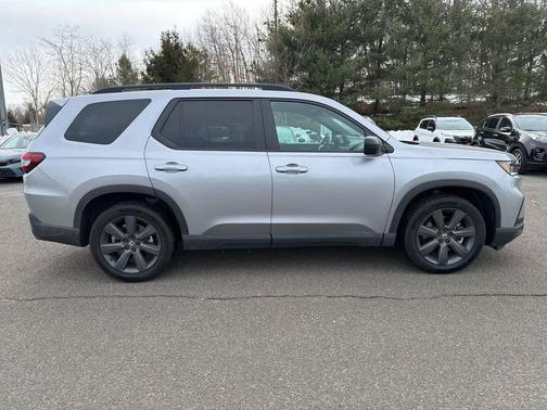 2025 Honda Pilot Sport