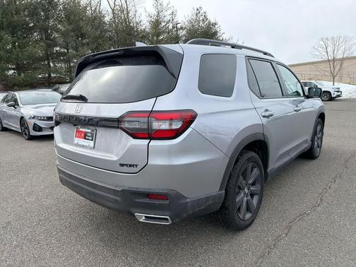 2025 Honda Pilot Sport