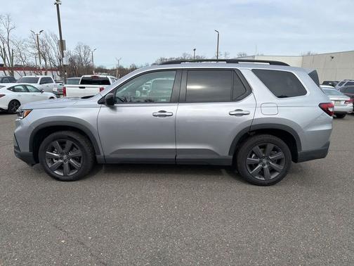 2025 Honda Pilot Sport