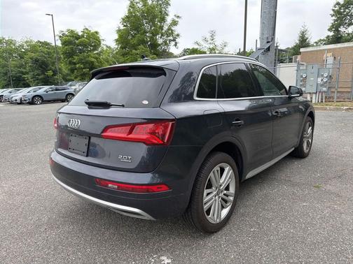 Black 2018 Audi Q5 2.0T Tech Premium