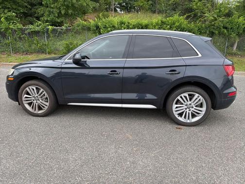 Black 2018 Audi Q5 2.0T Tech Premium