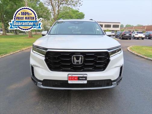2025 Honda Pilot Touring 8-Passenger