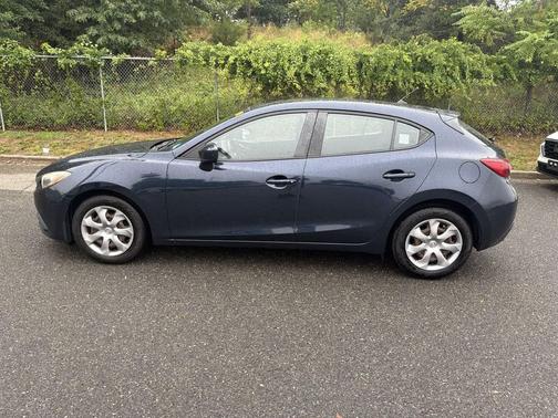 Deep Crystal Blue Mica 2016 Mazda Mazda3 i Sport