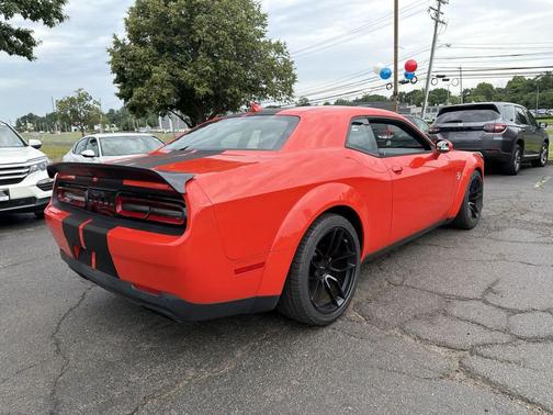 Go Mango 2019 Dodge Challenger SRT Hellcat