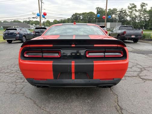 Go Mango 2019 Dodge Challenger SRT Hellcat