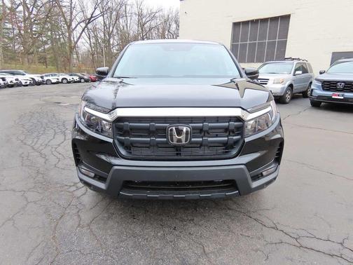 Crystal Black Pearl 2026 Honda Ridgeline RTL