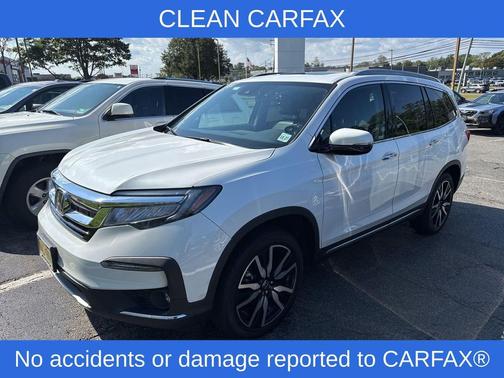 2022 Honda Pilot Touring 8-Passenger