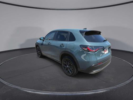 Nordic Forest Pearl 2024 Honda HR-V Sport