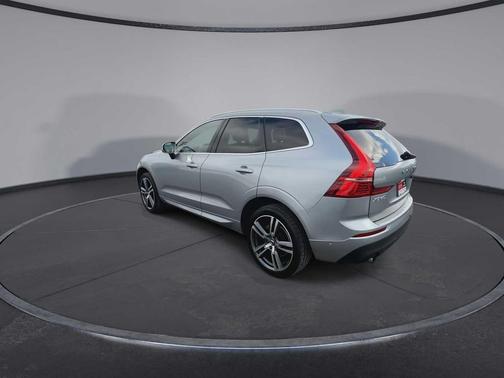 2018 Volvo XC60 T5 Momentum
