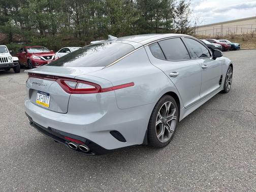Ceramic Silver 2018 Kia Stinger GT1