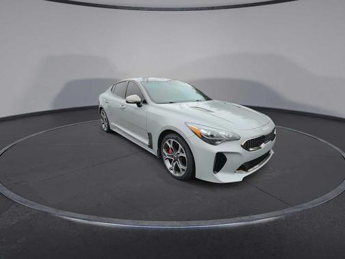 Ceramic Silver 2018 Kia Stinger GT1