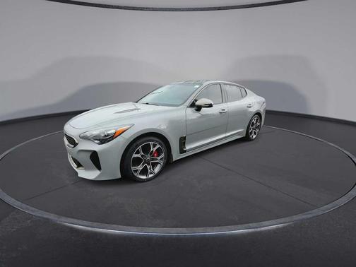 Ceramic Silver 2018 Kia Stinger GT1