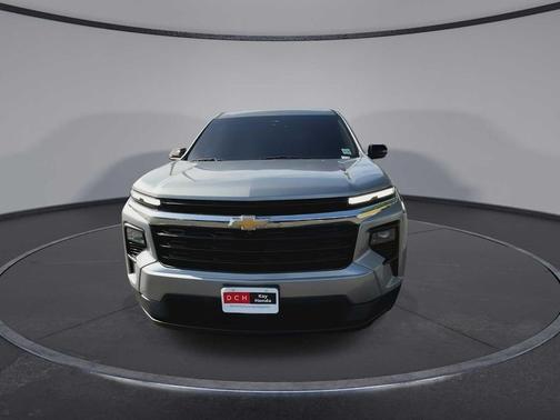 Sterling Gray Metallic 2024 Chevrolet Traverse LS