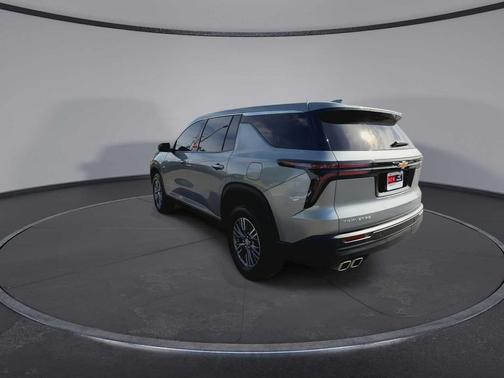 Sterling Gray Metallic 2024 Chevrolet Traverse LS