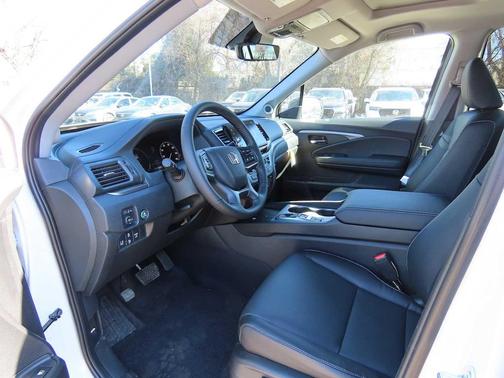 Platinum White Pearl 2026 Honda Ridgeline RTL
