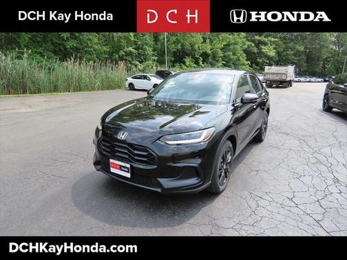 Crystal Black Pearl 2027 Honda HR-V Sport