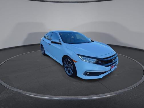 2019 Honda Civic Touring