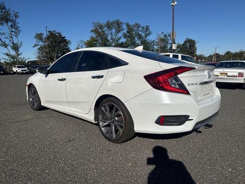 2019 Honda Civic Touring