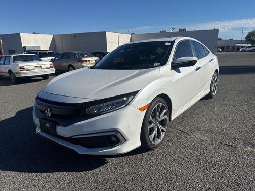 2019 Honda Civic Touring