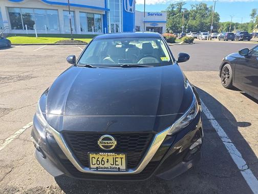 Super Black 2021 Nissan Altima 2.5 SL
