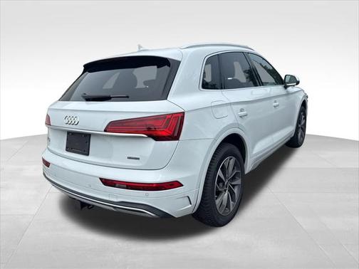 2021 Audi Q5 45 Premium Plus