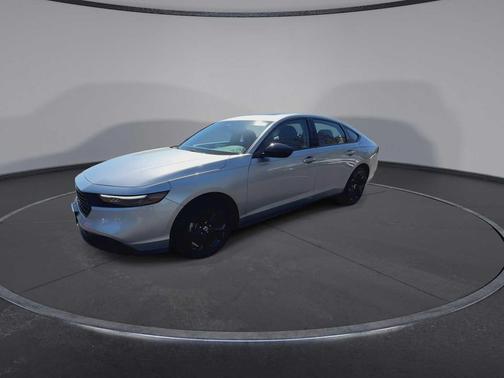 Solar Silver Metallic 2025 Honda Accord SE