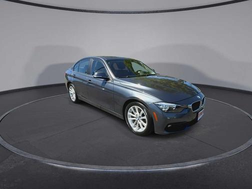 Mineral Gray Metallic 2016 BMW 320 i