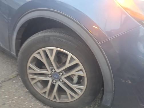 Blue Metallic 2020 Ford Escape SEL
