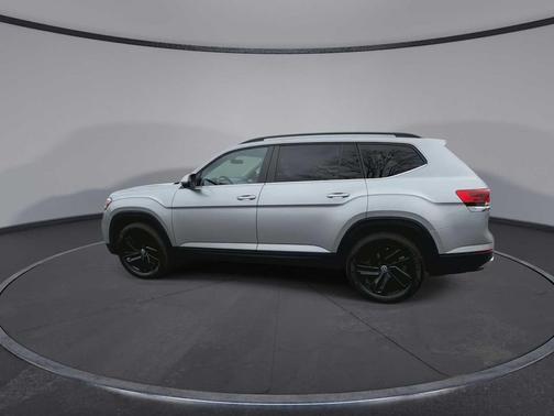 2022 Volkswagen Atlas 2.0T SE w/Technology 4MOTION