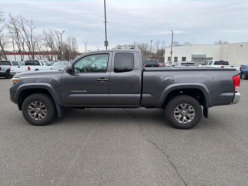 2016 Toyota Tacoma SR5
